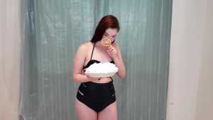 abby-the-pie-vate-eye--hot-mess-pies_3.j