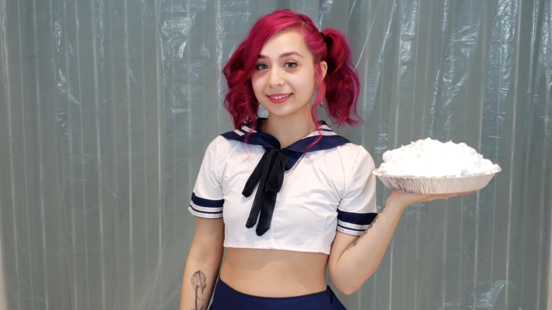dd-in-otakutie-the-power-pie-girl--hot-m